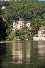   Chateau La Malartrie in La Roque-Gageac, Dordogne river valley. Aquitaine, France