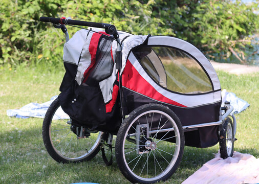 Clevr deluxe bike best sale trailer