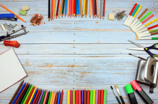 School supplies placed by categories - Powered by Adobe