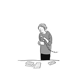 電話がつながらずに悩む、困るシニア女性、中年女性、高齢女性（白背景A
