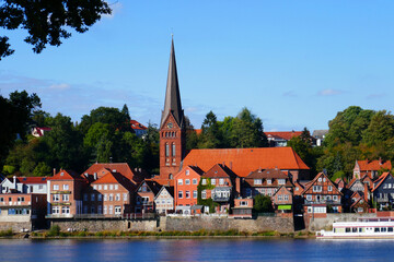 Fototapeta na wymiar Maria Magdalenen Church in Lauenburg on the Elbe
