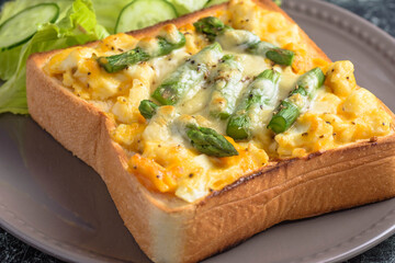 玉子チーズトースト