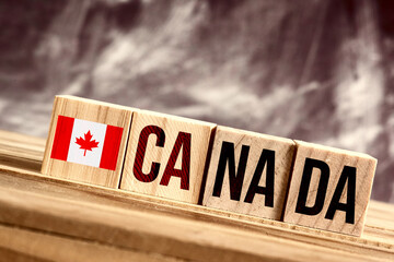 Kanadische Flagge und das Wort Canada