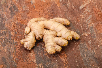 Natural organic raw ginger root