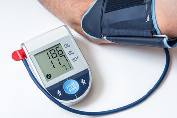 Blood pressure monitor with high pressure level - hypertension c