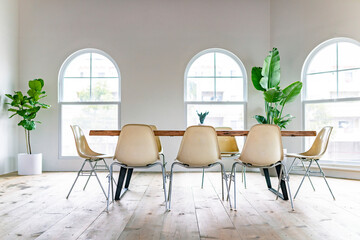 Modern and cool meeting room - obrazy, fototapety, plakaty