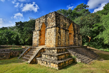 mexico pyramids mayan ancient city, landscape pre-columbian america chicenica maya