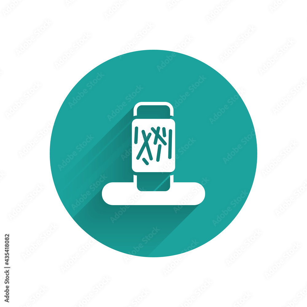 Poster white cat scratching post with toy icon isolated with long shadow. green circle button. vector