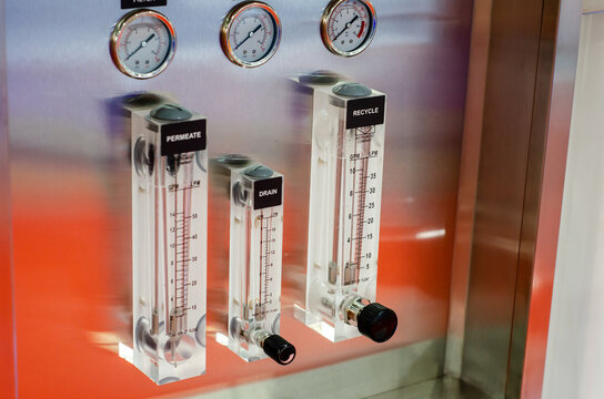 Reverse osmosis systems with water rotameter .