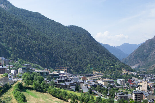 Frontera francesa - andorra - pas de la casa y Andorra la Vella