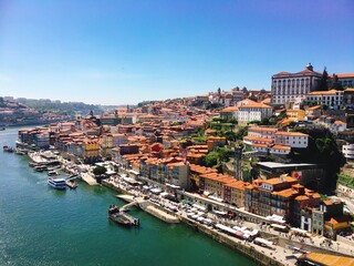 Fototapeta na wymiar Porto Portugal Stadt Wasser 