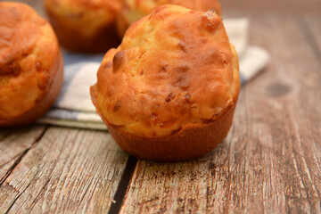 muffin salati con prosciutto cotto cibo snack