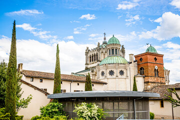 La Basilique Saint-Sixte d'Ars