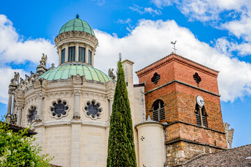 La Basilique Saint-Sixte d'Ars