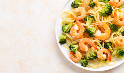 Shrimp and broccoli pasta