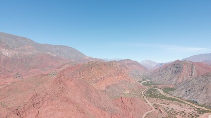 Montañas de colores 