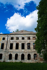 Obraz premium Old building, estate, destroyed, photo on the street