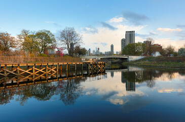 Fototapeta premium South Pond at Lincoln Park at sunset, Chicago Illinois.