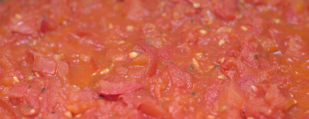 Fazendo molho de tomate para refeição, cozinhando molho de tomate para refeição, molho de tomate caseiro, molho caseiro 