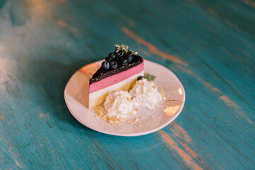 cake with cream and chocolate