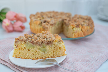rhubarb crumble pie