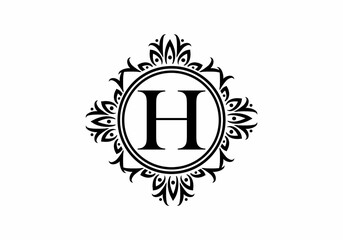 Naklejka premium Black initial H letter in classic frame
