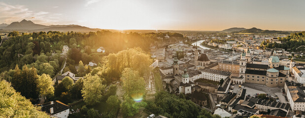 Sonnenuntergang in Salzburg - obrazy, fototapety, plakaty