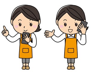 女の子01_21（嬉しそうにスマホを操作して電話をするエプロンをつけた女性）