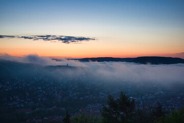 Sonnenaufgang über Jena vom Bismarckturm aufgenommen