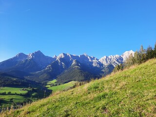 Fototapeta na wymiar Wanderung in Maria Alm in der Region Hochkönig