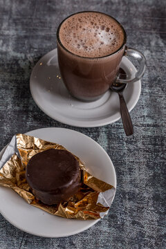 breakfast alfajor of chocolate with chocolatada