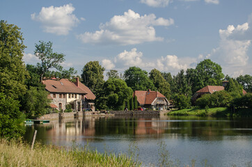 Obraz premium Beautiful house and reflection in water. 