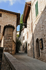 Fototapeta na wymiar Gasse im Assisi