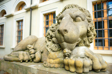 King, L&ouml;we, Weimar, neues Schloss