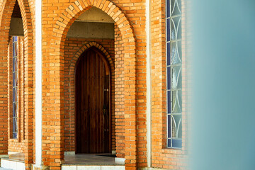 Detalhe da arquitetura da Igreja Presbiteriana do Brasil feito com tijolos maciços comuns. 