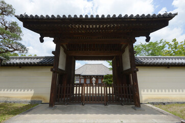 Obraz premium 法華寺 南大門 奈良市