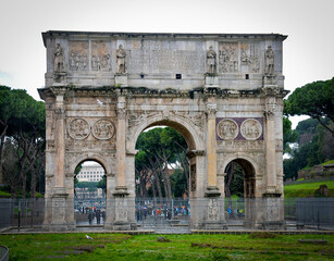 Fototapeta premium The outside Arc