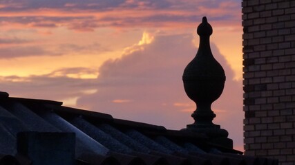 Purple and purple sky, with an ancient silhouette.