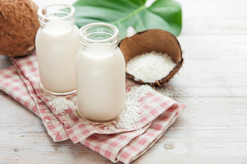 Fresh coconut milk