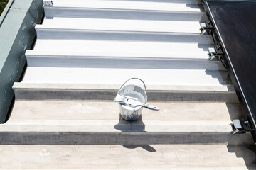 日本　DIYリフォーム　陸屋根の塗り替え塗装