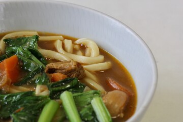 具沢山のカレーうどん