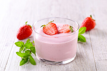 homemade fresh strawberry mousse dessert