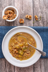 Leek soup with walnuts