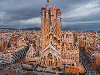 BARCELONA, SPAIN -April 2021.  La Sagrada Familia in Barcelona. - obrazy, fototapety, plakaty