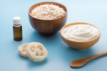 Organic and moisturizing natural yogurt mask
