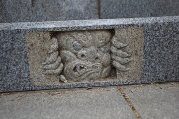 御岳神社の階段の鬼