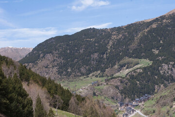 Fototapeta na wymiar Mountain valley landscape