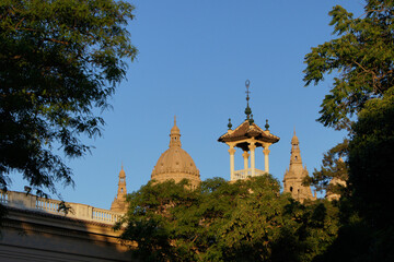 Fototapeta premium traditional architecture in Barcelona, Spain is especially beautiful in summer