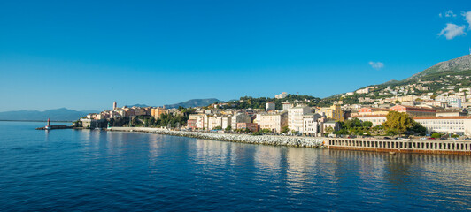 Fototapeta na wymiar Hafen von Bastia
