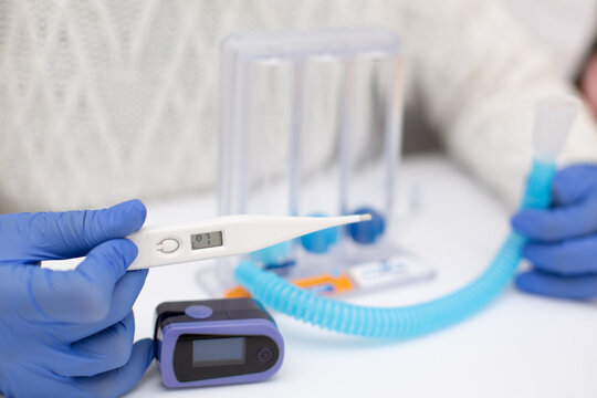 O exercitador e incentivador respirat&oacute;rio COVID 19 alivia a falta de ar, aumenta a toler&acirc;ncia ao exerc&iacute;cio e proporciona qualidade de vida.